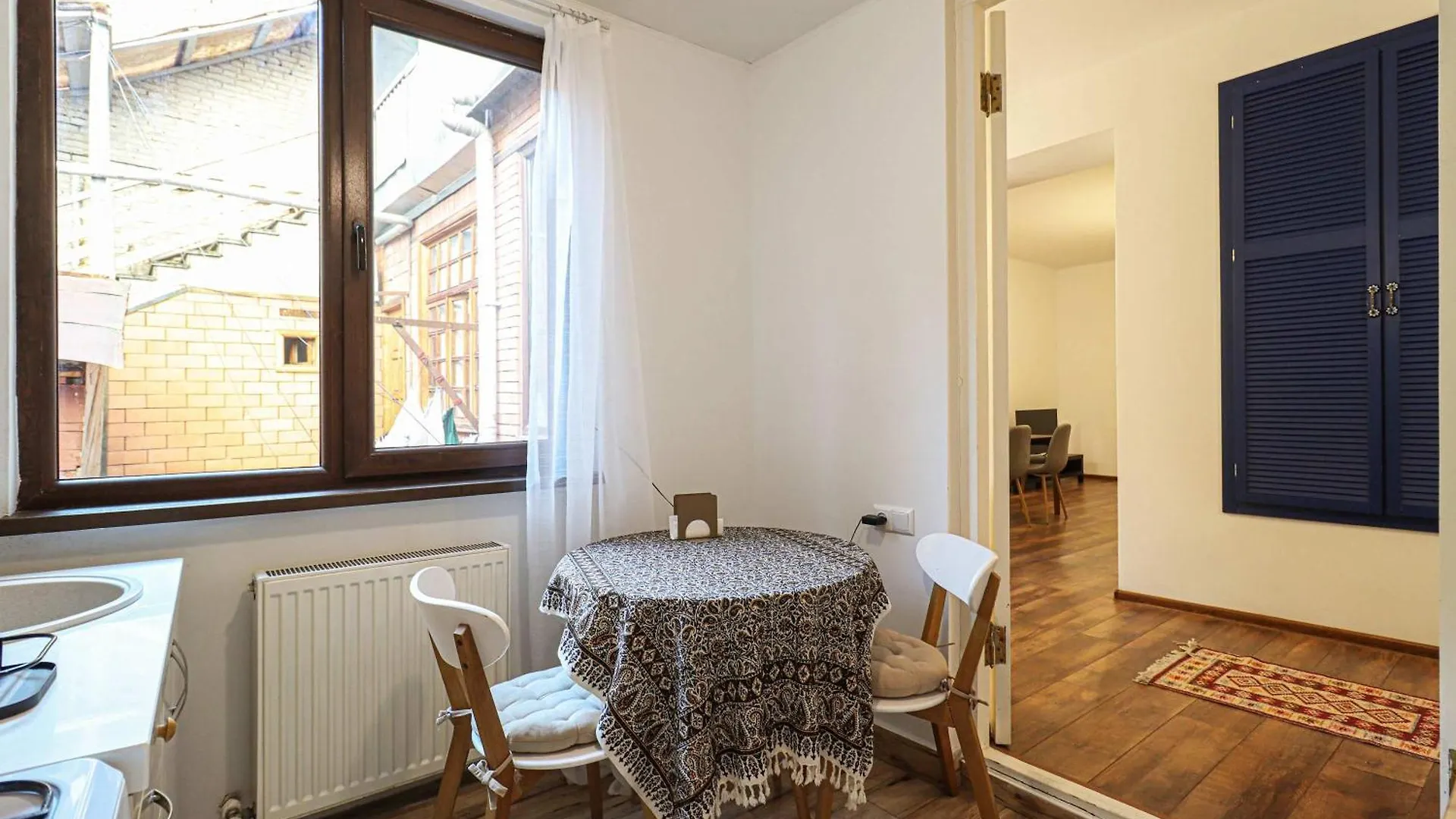 Cozy Vera Apt - By Wehost Tbilisi 0*,